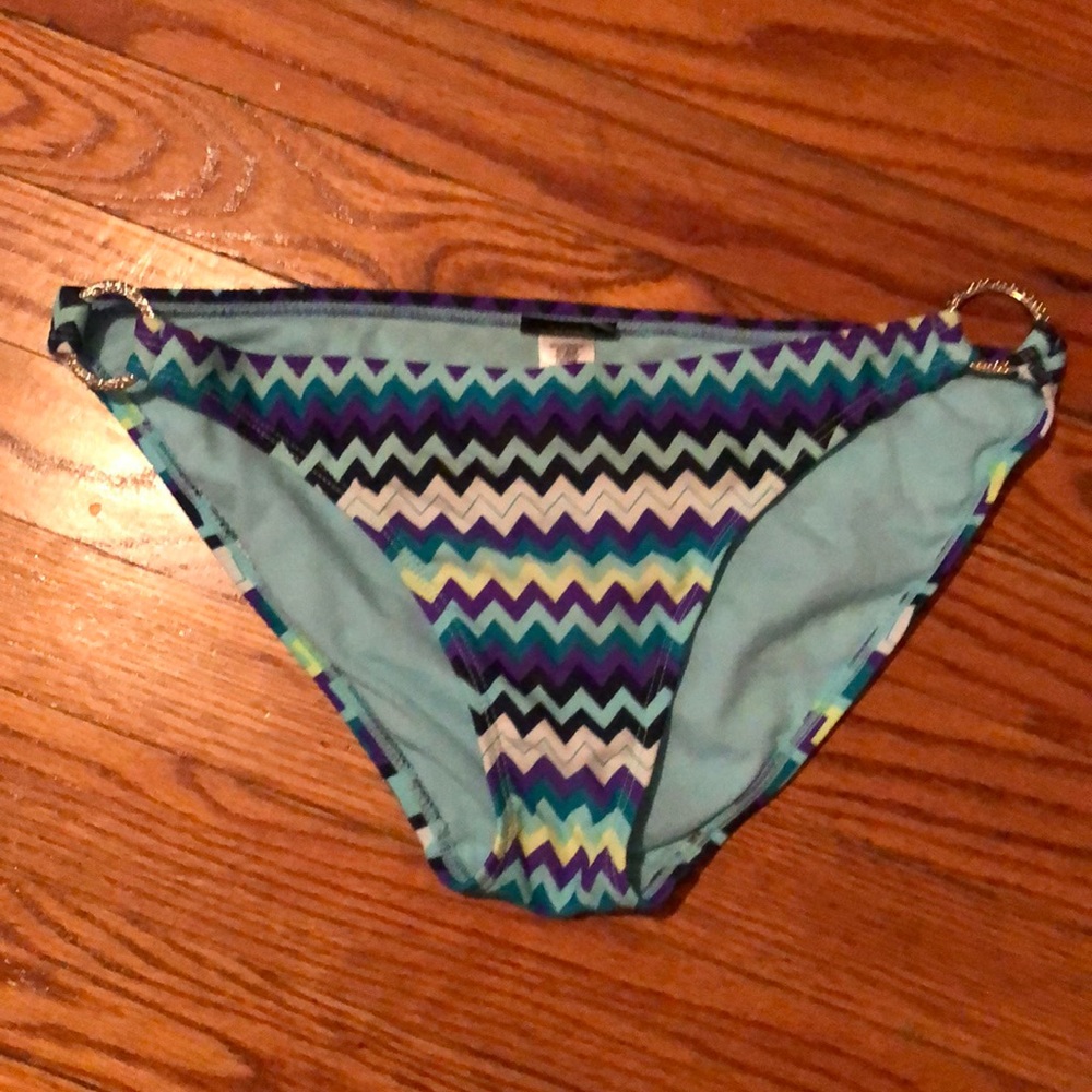 Old navy bathing suit bottoms